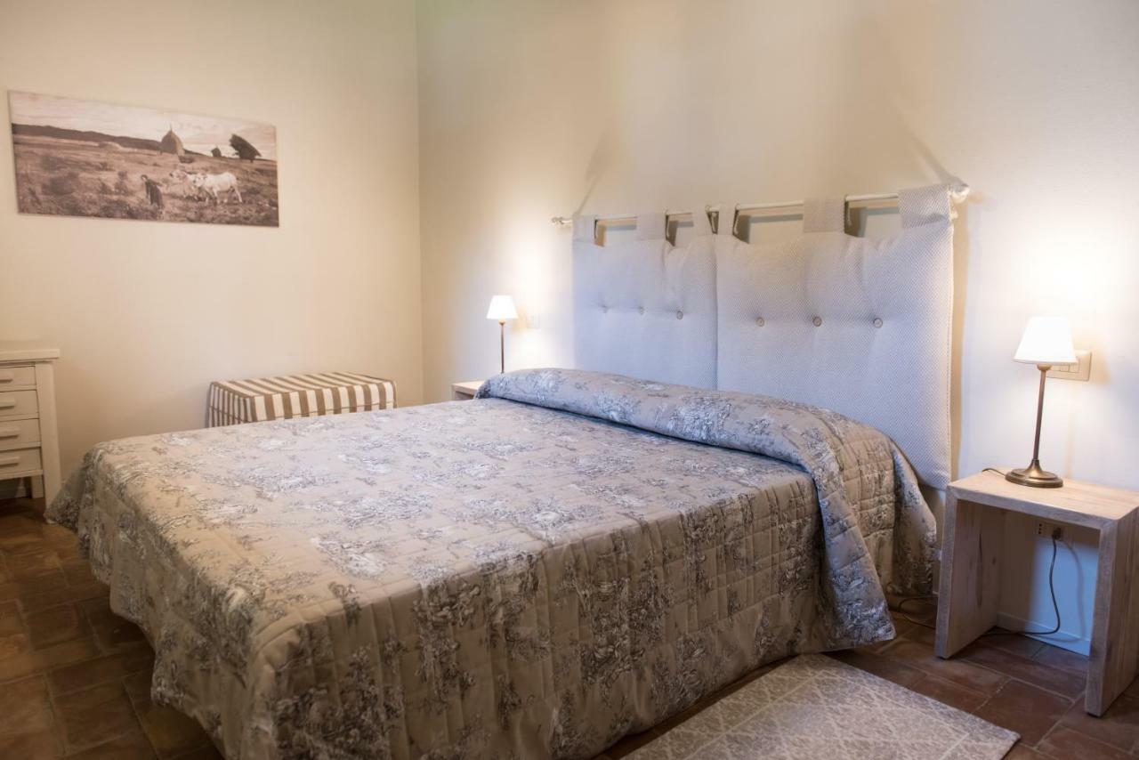Agriturismo Poderedodici Orbetello Exteriör bild